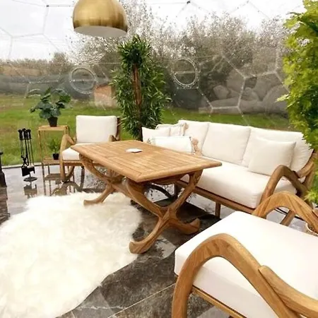 Villa Private Daily With Big Pool